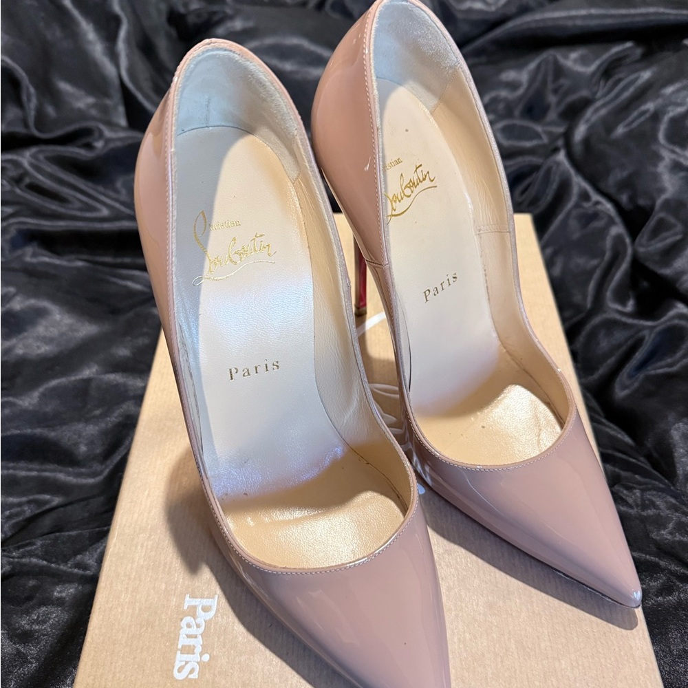 Christian Louboutin So Kate 120mm